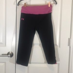 Under armour euc Capri scrunch top medium